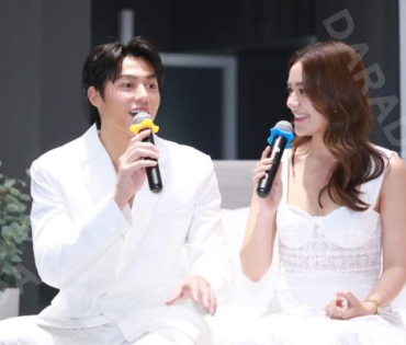 งานแถลงข่าว เดนทิสเต้ พร้อมพรีเซนเตอร์คู่รักหวาน "หมาก-คิม"