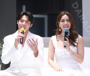 งานแถลงข่าว เดนทิสเต้ พร้อมพรีเซนเตอร์คู่รักหวาน "หมาก-คิม"