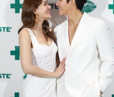งานแถลงข่าว เดนทิสเต้ พร้อมพรีเซนเตอร์คู่รักหวาน "หมาก-คิม"