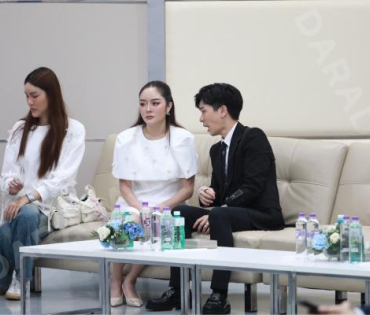 งานแถลงข่าว พิธีลงนาม MOU KPS ศัลยกรรมความงามเกาหลี พบ "พีท - แก้มบุ๋ม"