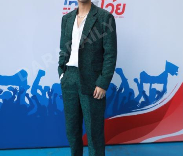 งานแถลงข่าวเปิดตัวโครงการ "ไทยสู้โว้ย" พบ "เบสท์ รักษ์วนีย์, ภูมิ เกียรติภูมิ" 