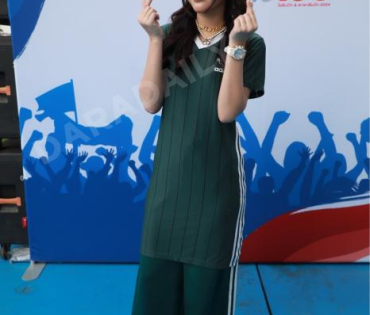 งานแถลงข่าวเปิดตัวโครงการ "ไทยสู้โว้ย" พบ "เบสท์ รักษ์วนีย์, ภูมิ เกียรติภูมิ" 
