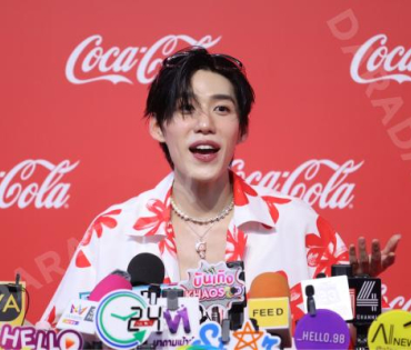 งาน "โค้ก“ แชร์ความสุข กับแคมเปญ ส่งCokeให้ พบ "พีพี กฤษฏ์"