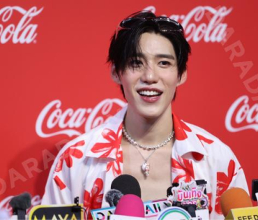 งาน "โค้ก“ แชร์ความสุข กับแคมเปญ ส่งCokeให้ พบ "พีพี กฤษฏ์"
