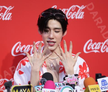 งาน "โค้ก“ แชร์ความสุข กับแคมเปญ ส่งCokeให้ พบ "พีพี กฤษฏ์"