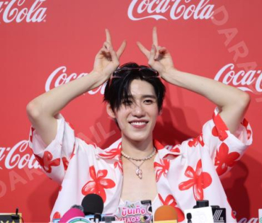 งาน "โค้ก“ แชร์ความสุข กับแคมเปญ ส่งCokeให้ พบ "พีพี กฤษฏ์"