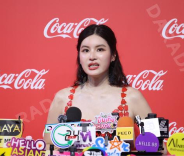 งาน "โค้ก“ แชร์ความสุข กับแคมเปญ ส่งCokeให้ พบ "พีพี กฤษฏ์"