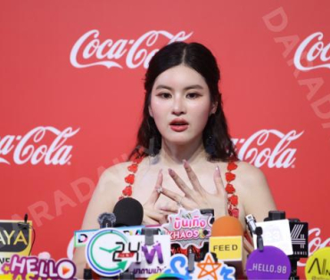 งาน "โค้ก“ แชร์ความสุข กับแคมเปญ ส่งCokeให้ พบ "พีพี กฤษฏ์"