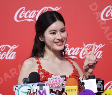งาน "โค้ก“ แชร์ความสุข กับแคมเปญ ส่งCokeให้ พบ "พีพี กฤษฏ์"