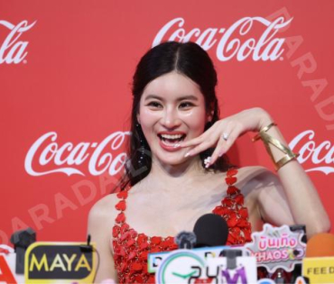 งาน "โค้ก“ แชร์ความสุข กับแคมเปญ ส่งCokeให้ พบ "พีพี กฤษฏ์"