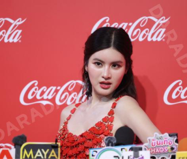 งาน "โค้ก“ แชร์ความสุข กับแคมเปญ ส่งCokeให้ พบ "พีพี กฤษฏ์"