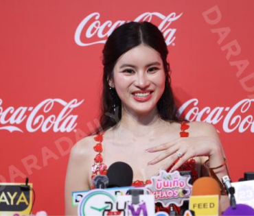 งาน "โค้ก“ แชร์ความสุข กับแคมเปญ ส่งCokeให้ พบ "พีพี กฤษฏ์"