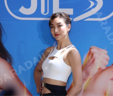 งานเปิดตัวพรีเซ็นเตอร์ Dr.JiLL พบกับ “นนกุล ชานน-แอฟ ทักษอร” “แดน วรเวช-แพทตี้ อังศุมาลิน” 