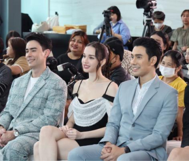 ภาพบรรยากาศ  EXCLUSIVE PRESS INTERVIEW “คุณแม่แก้ขัด” พบกับ "เอส กันตพงศ์, ริส วิชญพงศ์"