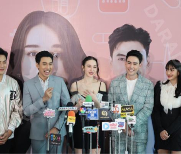 ภาพบรรยากาศ  EXCLUSIVE PRESS INTERVIEW “คุณแม่แก้ขัด” พบกับ "เอส กันตพงศ์, ริส วิชญพงศ์"