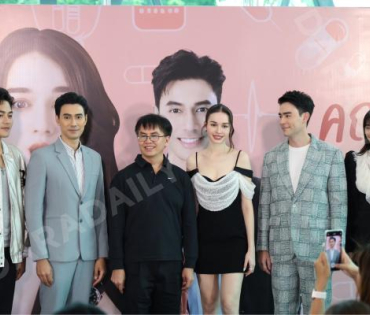 ภาพบรรยากาศ  EXCLUSIVE PRESS INTERVIEW “คุณแม่แก้ขัด” พบกับ "เอส กันตพงศ์, ริส วิชญพงศ์"