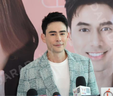 ภาพบรรยากาศ  EXCLUSIVE PRESS INTERVIEW “คุณแม่แก้ขัด” พบกับ "เอส กันตพงศ์, ริส วิชญพงศ์"