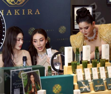 งานเปิดตัว “Shakira Glow Body Oil” กับ 2 สาวคู่จิ้น "กชเบล ศรัณย์รัชต์, เผือก พิพัฒน์"