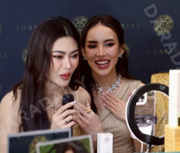 งานเปิดตัว “Shakira Glow Body Oil” กับ 2 สาวคู่จิ้น "กชเบล ศรัณย์รัชต์, เผือก พิพัฒน์"