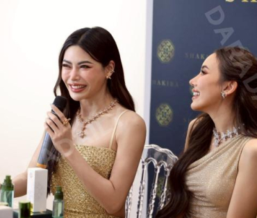 งานเปิดตัว “Shakira Glow Body Oil” กับ 2 สาวคู่จิ้น "กชเบล ศรัณย์รัชต์, เผือก พิพัฒน์"
