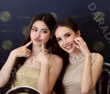 งานเปิดตัว “Shakira Glow Body Oil” กับ 2 สาวคู่จิ้น "กชเบล ศรัณย์รัชต์, เผือก พิพัฒน์"
