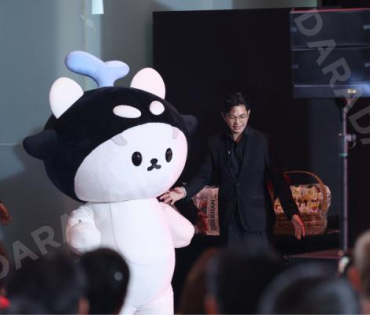 งานเปิดตัวแคมเปญ "Drink to Share" คุณดื่ม = คุณให้ พบ "เต ตะวัน, นิว ฐิติภูมิ"