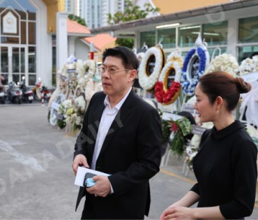 พิธีสวดอภิธรรม คุณแม่ เพ็กแฮ สันตินธรกุล