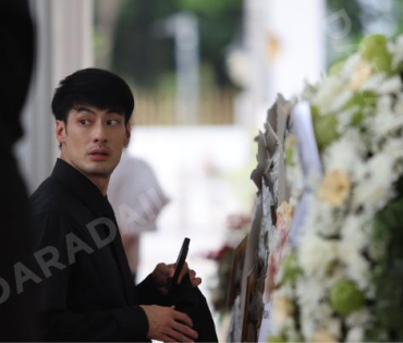 พิธีรดน้ำศพ "คุณแม่งามทิพย์ ฉัตรบริรักษ์"