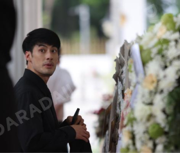 พิธีรดน้ำศพ "คุณแม่งามทิพย์ ฉัตรบริรักษ์"
