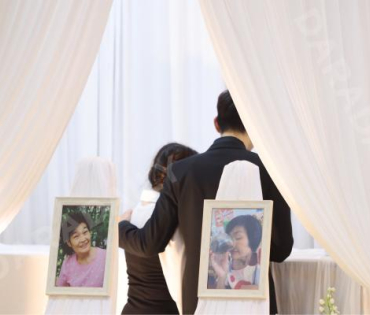 พิธีรดน้ำศพ "คุณแม่งามทิพย์ ฉัตรบริรักษ์"