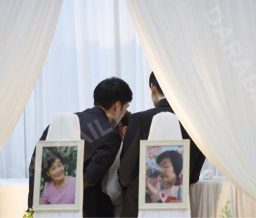 พิธีรดน้ำศพ "คุณแม่งามทิพย์ ฉัตรบริรักษ์"