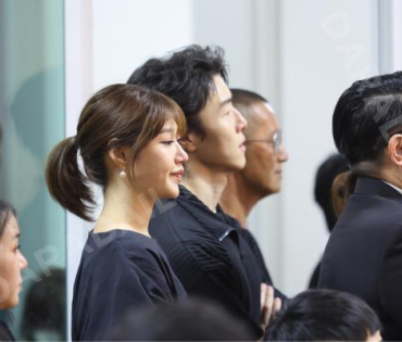 พิธีรดน้ำศพ "คุณแม่งามทิพย์ ฉัตรบริรักษ์"