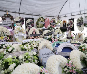 พิธีสวดอภิธรรม "คุณแม่งามทิพย์ ฉัตรบริรักษ์" คืนที่สาม