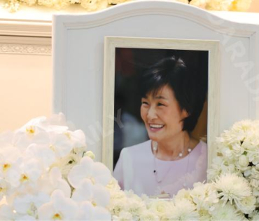 พิธีสวดอภิธรรม "คุณแม่งามทิพย์ ฉัตรบริรักษ์" คืนที่สาม