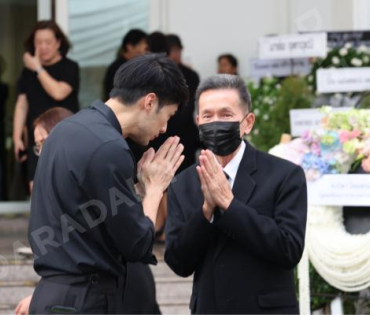 พิธีสวดอภิธรรม "คุณแม่งามทิพย์ ฉัตรบริรักษ์" คืนที่สาม
