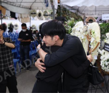 พิธีสวดอภิธรรม "คุณแม่งามทิพย์ ฉัตรบริรักษ์" คืนที่สาม