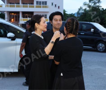 พิธีสวดอภิธรรม "คุณแม่งามทิพย์ ฉัตรบริรักษ์" คืนที่สาม
