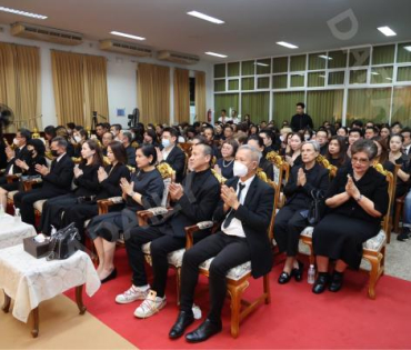 พิธีสวดอภิธรรม "คุณแม่งามทิพย์ ฉัตรบริรักษ์" คืนที่สาม