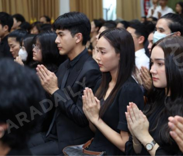 พิธีสวดอภิธรรม "คุณแม่งามทิพย์ ฉัตรบริรักษ์" คืนที่สาม