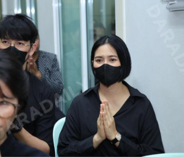 พิธีสวดอภิธรรม "คุณแม่งามทิพย์ ฉัตรบริรักษ์" คืนที่สาม