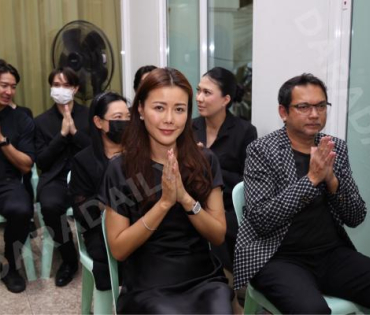 พิธีสวดอภิธรรม "คุณแม่งามทิพย์ ฉัตรบริรักษ์" คืนที่สาม