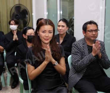 พิธีสวดอภิธรรม "คุณแม่งามทิพย์ ฉัตรบริรักษ์" คืนที่สาม