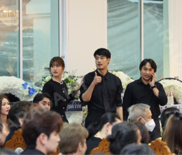 พิธีสวดอภิธรรม "คุณแม่งามทิพย์ ฉัตรบริรักษ์" คืนที่สาม