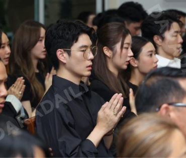 พิธีสวดอภิธรรม "คุณแม่งามทิพย์ ฉัตรบริรักษ์" คืนที่ห้า
