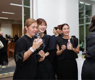 พิธีสวดอภิธรรม "คุณแม่งามทิพย์ ฉัตรบริรักษ์" คืนที่ห้า