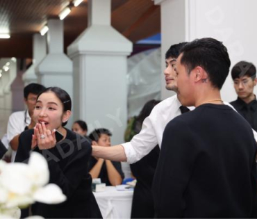 พิธีสวดอภิธรรม "คุณแม่งามทิพย์ ฉัตรบริรักษ์" คืนที่หก