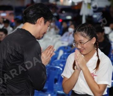 พิธีสวดอภิธรรม "คุณแม่งามทิพย์ ฉัตรบริรักษ์" คืนที่หก