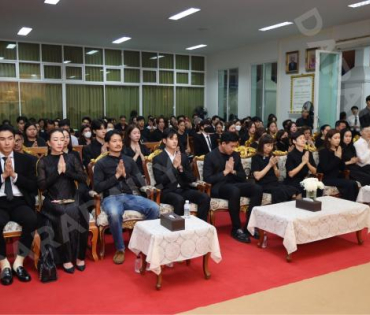 พิธีสวดอภิธรรม "คุณแม่งามทิพย์ ฉัตรบริรักษ์" คืนที่หก