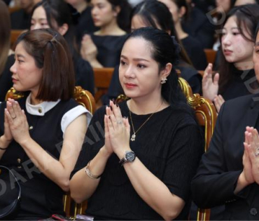 พิธีสวดอภิธรรม "คุณแม่งามทิพย์ ฉัตรบริรักษ์" คืนที่หก