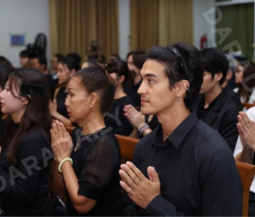 พิธีสวดอภิธรรม "คุณแม่งามทิพย์ ฉัตรบริรักษ์" คืนที่หก